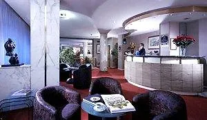 Western Piccadilly Ξενοδοχείο 4*