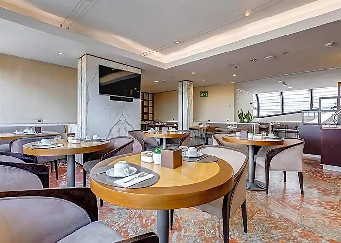 Hotel Western Piccadilly