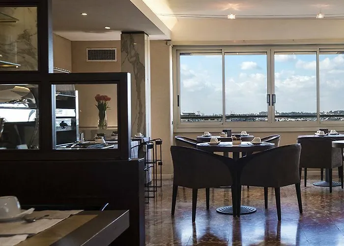Western Piccadilly Hotel 4*